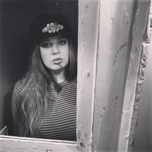 Meet your Posher, Mara